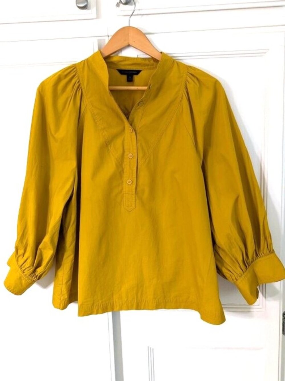 Banana Republic Women's Cotton Balloon Long Sleeves Mustard Blouse Size‎ M